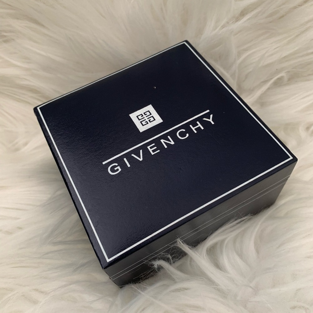 Givenchy Watch - Picture 1 of 10